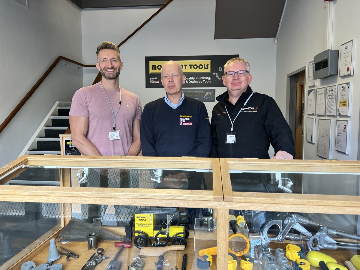 Rob Lawton of Lawton Tubes and Peter Booth of PB Plumber thoroughly enjoyed the VIP tour of the Monument Tools factory